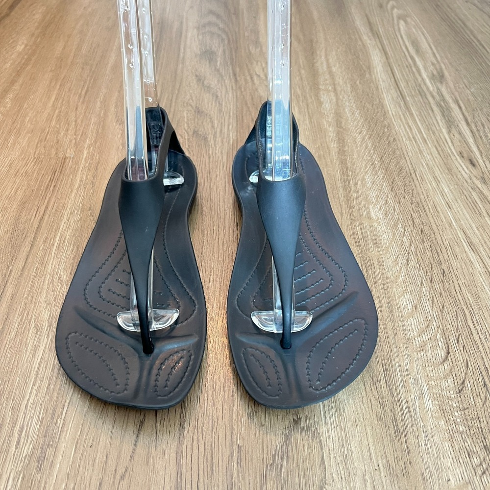 CROCS Black Thong Sandals